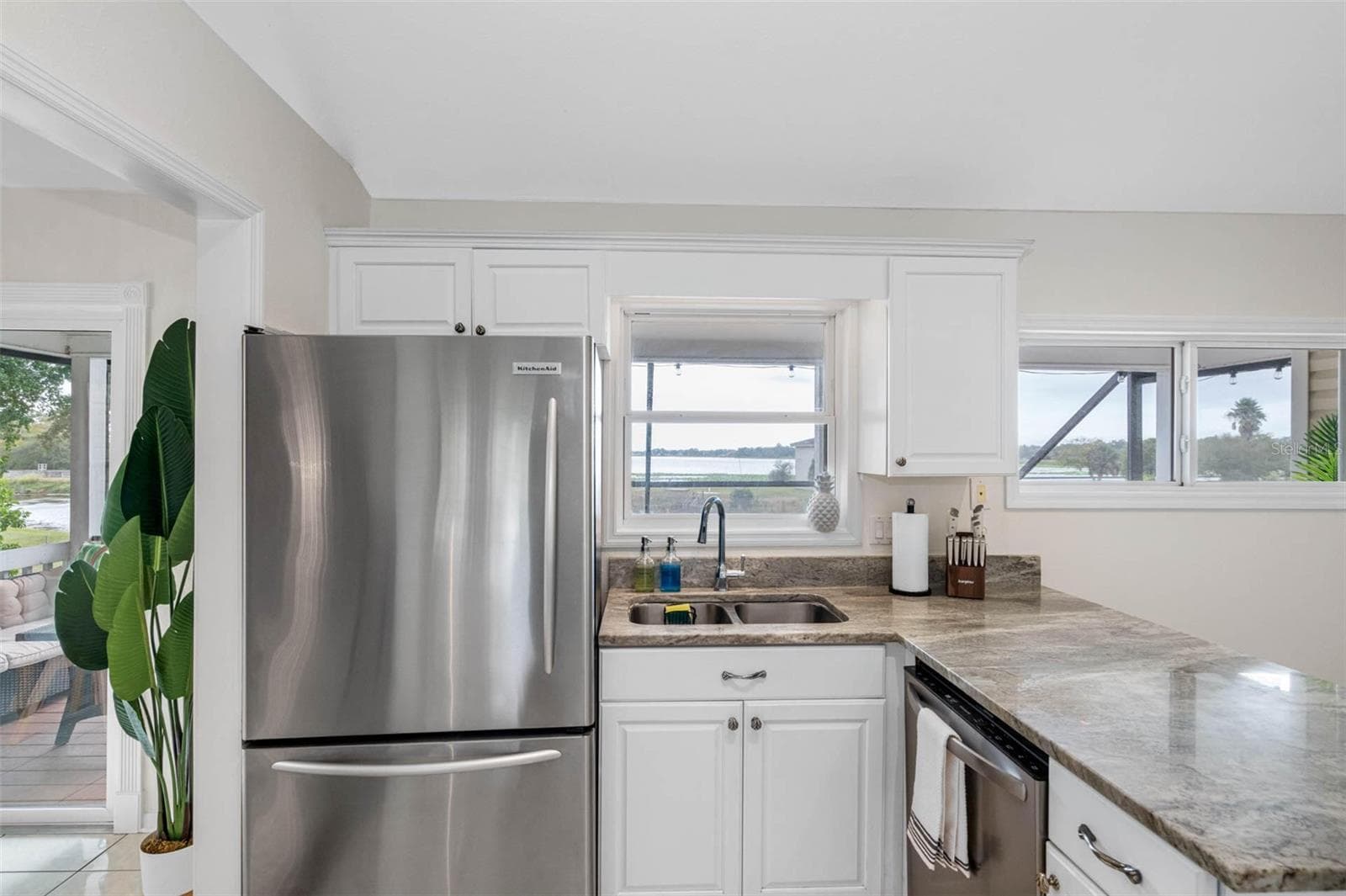 Single Family Residence at 12692 PINEWAY DR, LARGO, photo 27 of 66