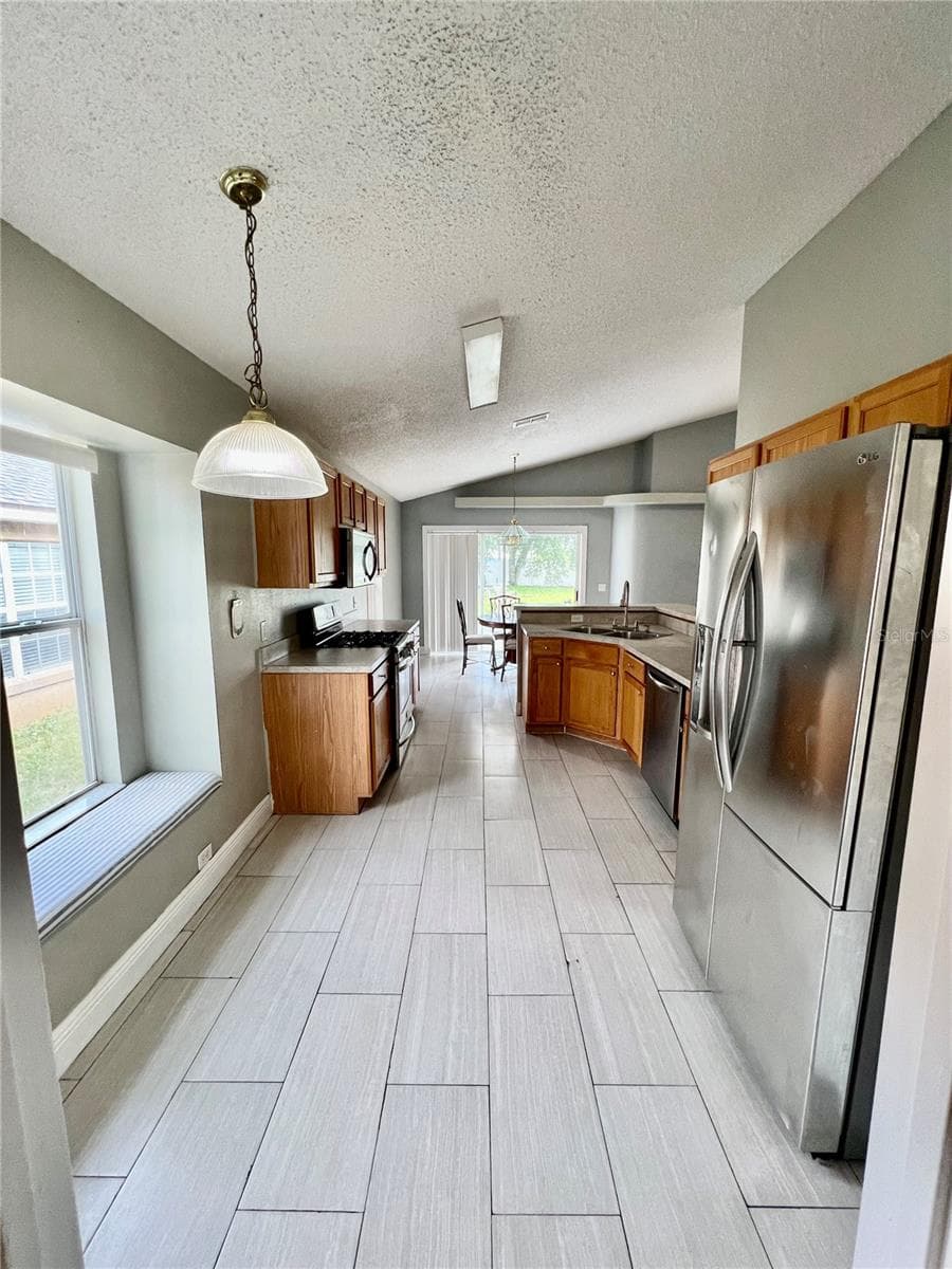 Single Family Residence at 218 ROYAL RIDGE DR, DAVENPORT, photo 14 of 31