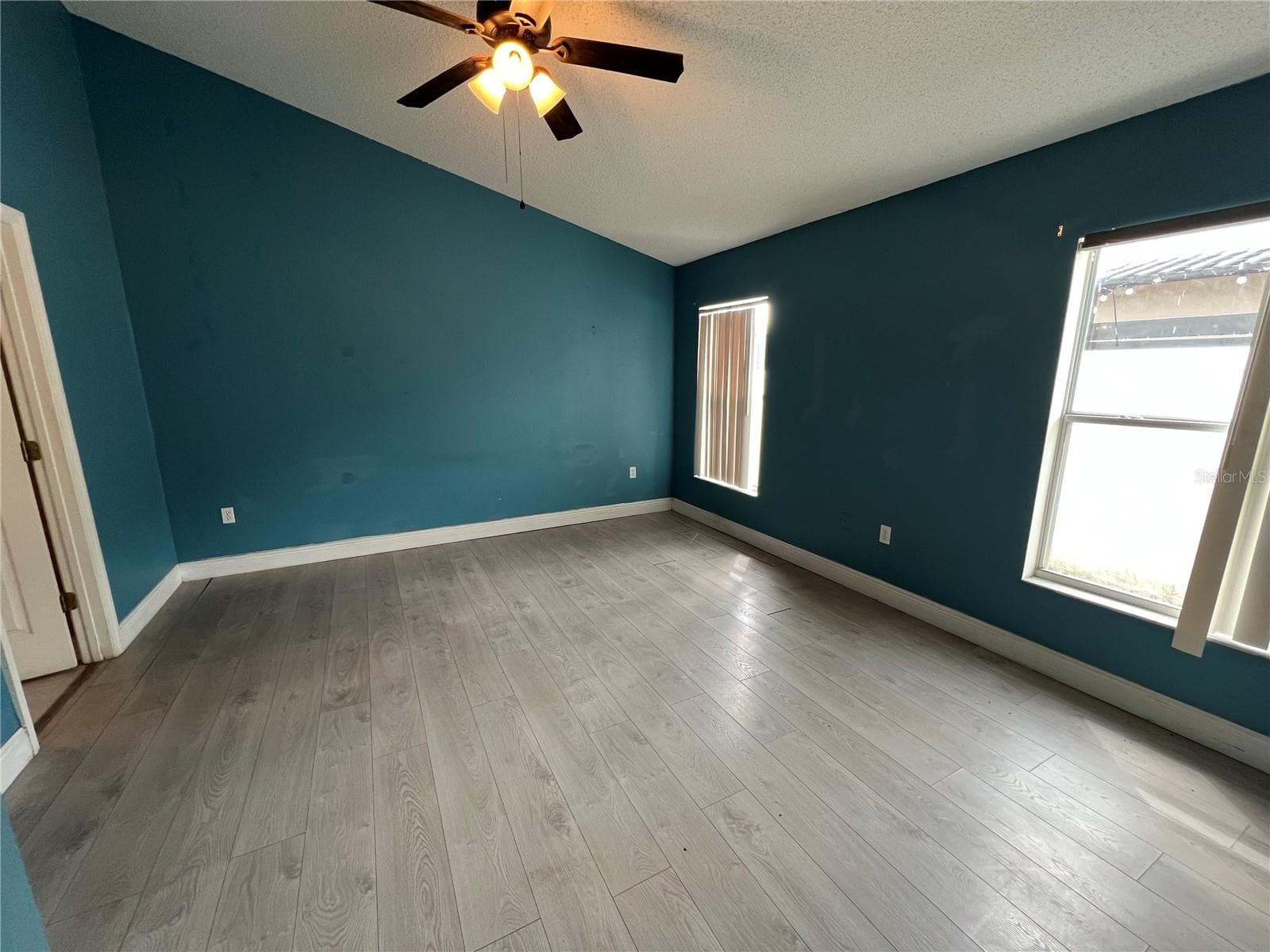 Single Family Residence at 218 ROYAL RIDGE DR, DAVENPORT, photo 17 of 31