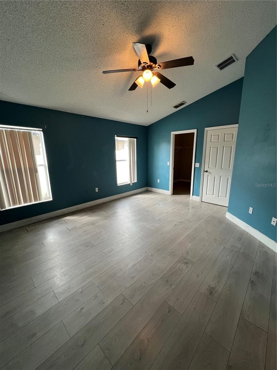 Single Family Residence at 218 ROYAL RIDGE DR, DAVENPORT, photo 18 of 31