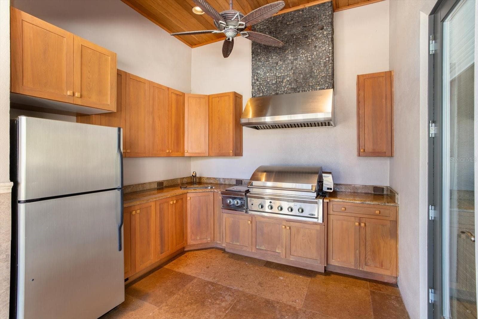 Summer Kitchen - 5192 VARDON DR, WINDERMERE
