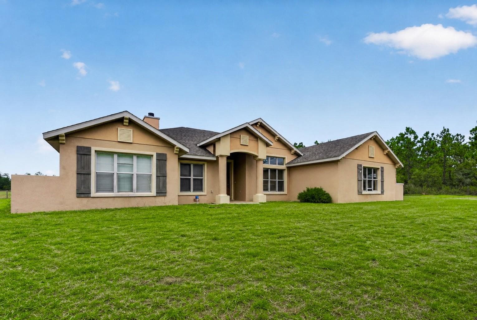 Single Family Residence at 1098 NW 165TH COURT RD, DUNNELLON, photo 2 of 38