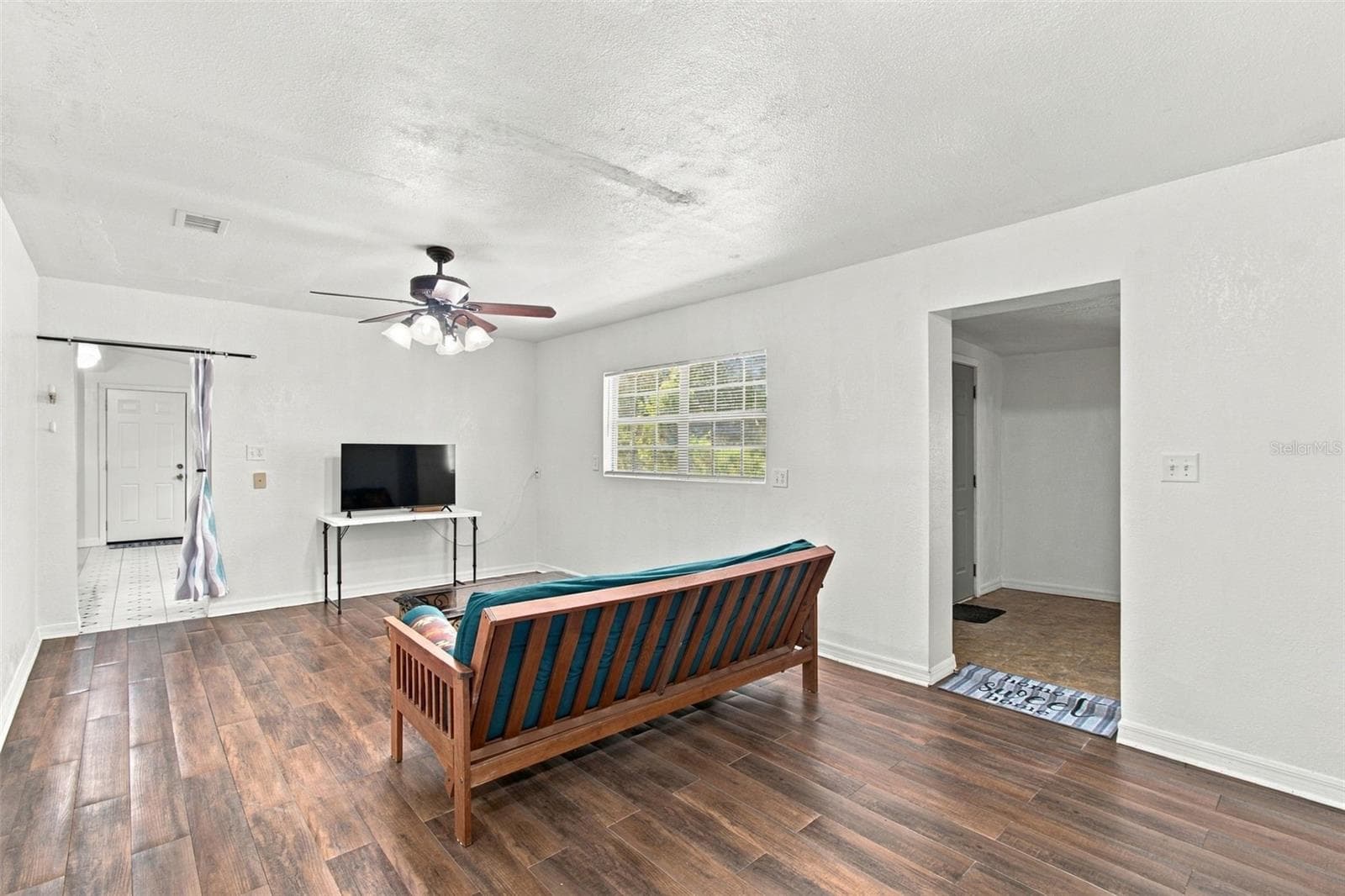 Single Family Residence at 1142 DOC COIL RD, BOWLING GREEN, photo 5 of 36