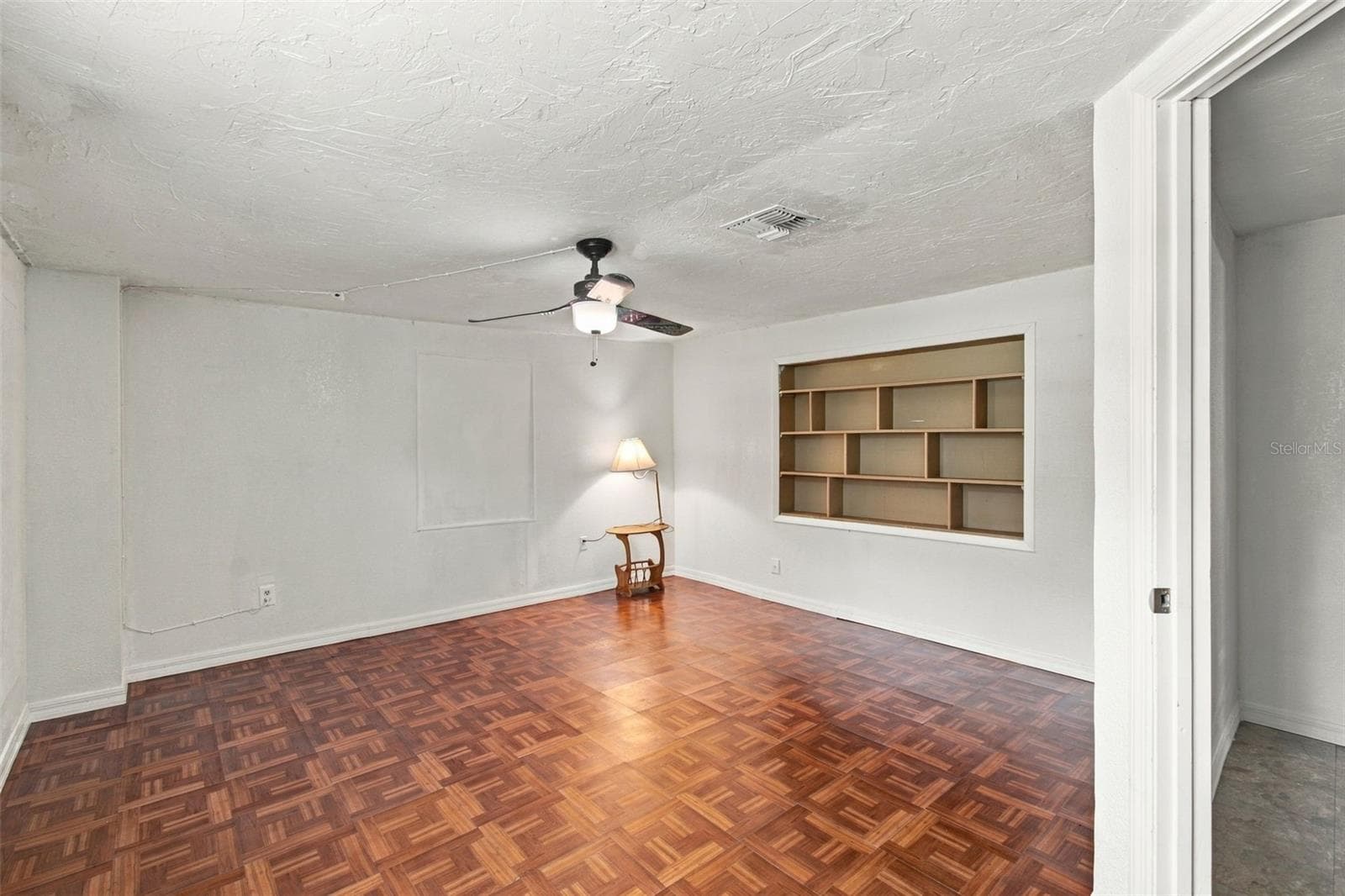 Single Family Residence at 1142 DOC COIL RD, BOWLING GREEN, photo 19 of 36