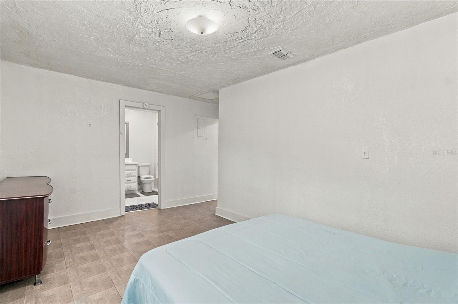 Single Family Residence at 1142 DOC COIL RD, BOWLING GREEN, photo 26 of 36
