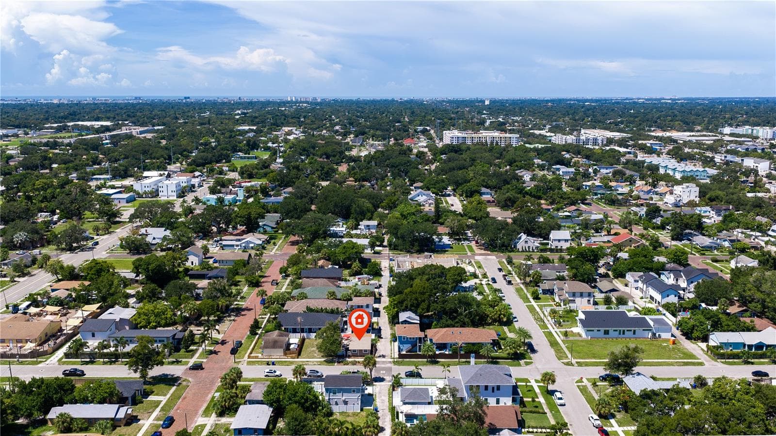 Single Family Residence at 327 25TH ST S, ST PETERSBURG, photo 36 of 47