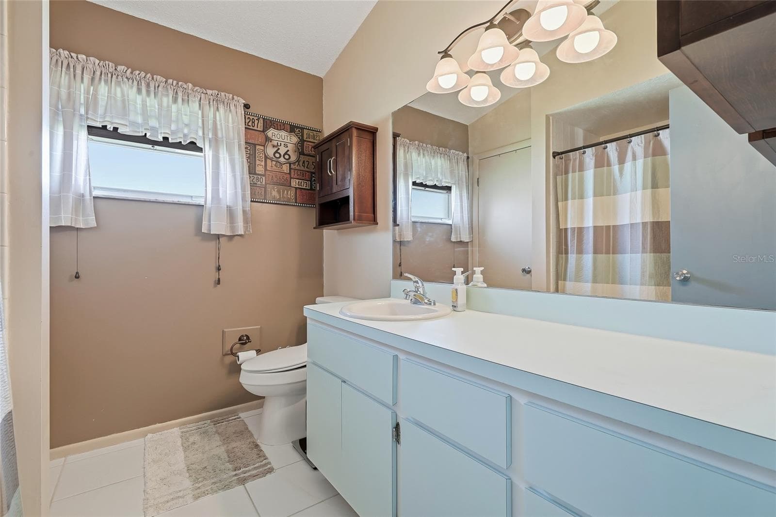Single Family Residence at 8185 RHANBUOY RD, SPRING HILL, photo 27 of 44