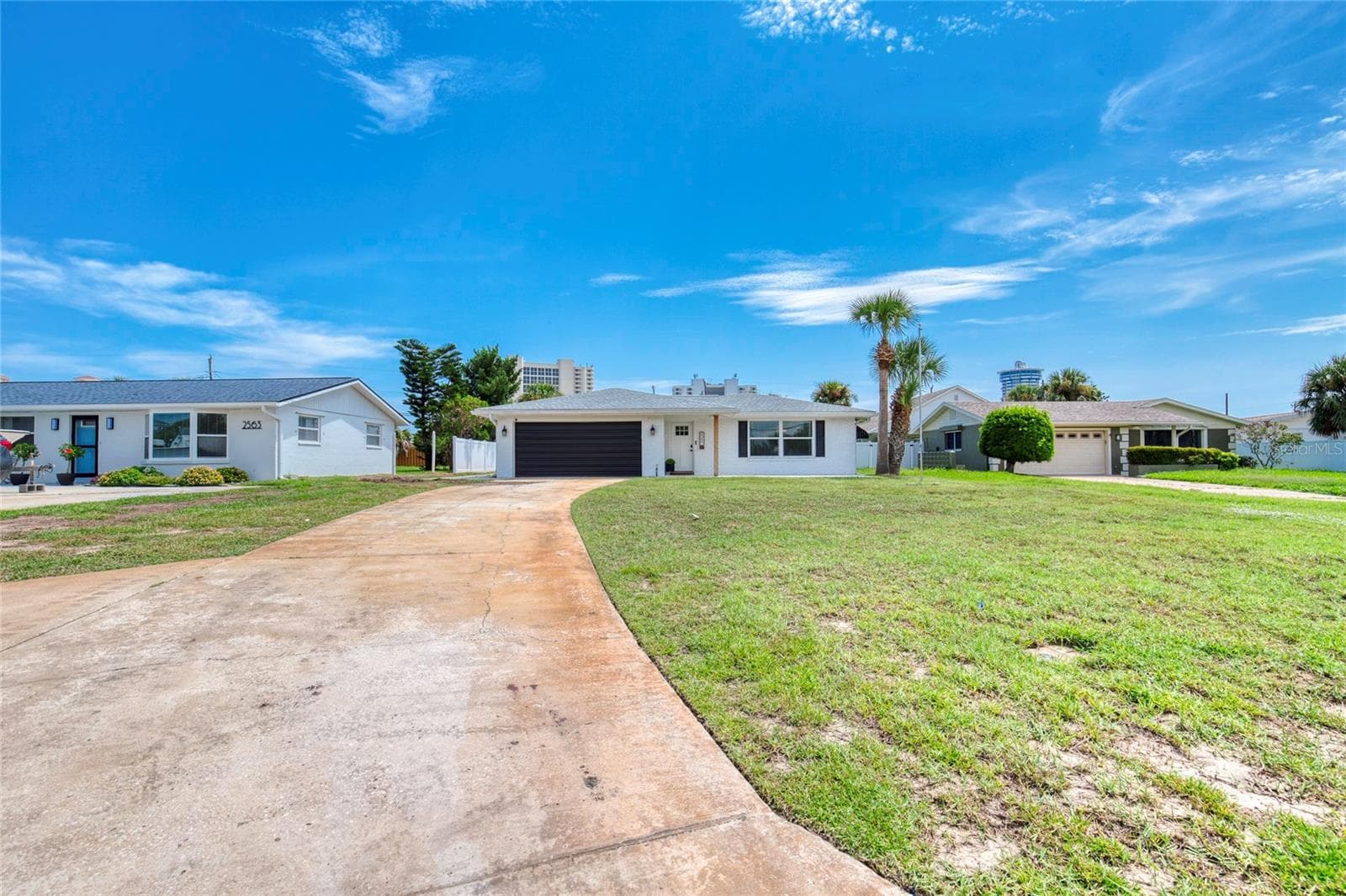 Single Family Residence at 2565 S PENINSULA DR, DAYTONA BEACH, photo 8 of 73