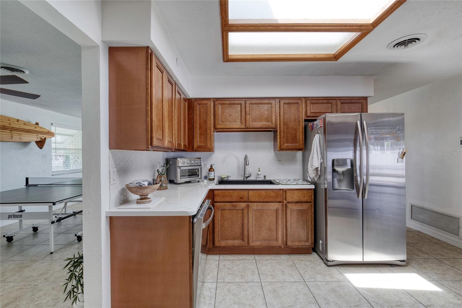 Single Family Residence at 2565 S PENINSULA DR, DAYTONA BEACH, photo 19 of 73