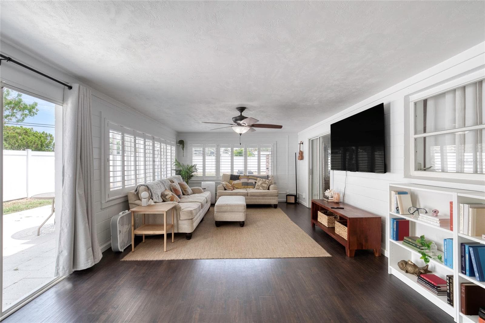 Single Family Residence at 2565 S PENINSULA DR, DAYTONA BEACH, photo 25 of 73