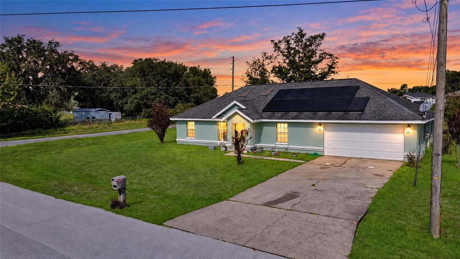 Single Family Residence at 122 DOGWOOD DRIVE CIR, OCALA, photo 2 of 25