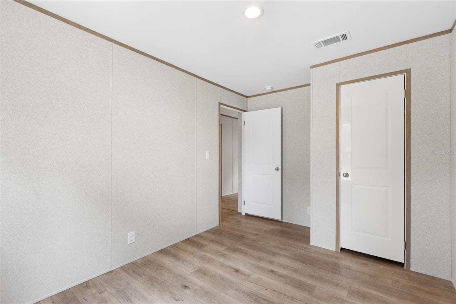Manufactured Home at 12371 NE 82ND PL, BRONSON, photo 26 of 41