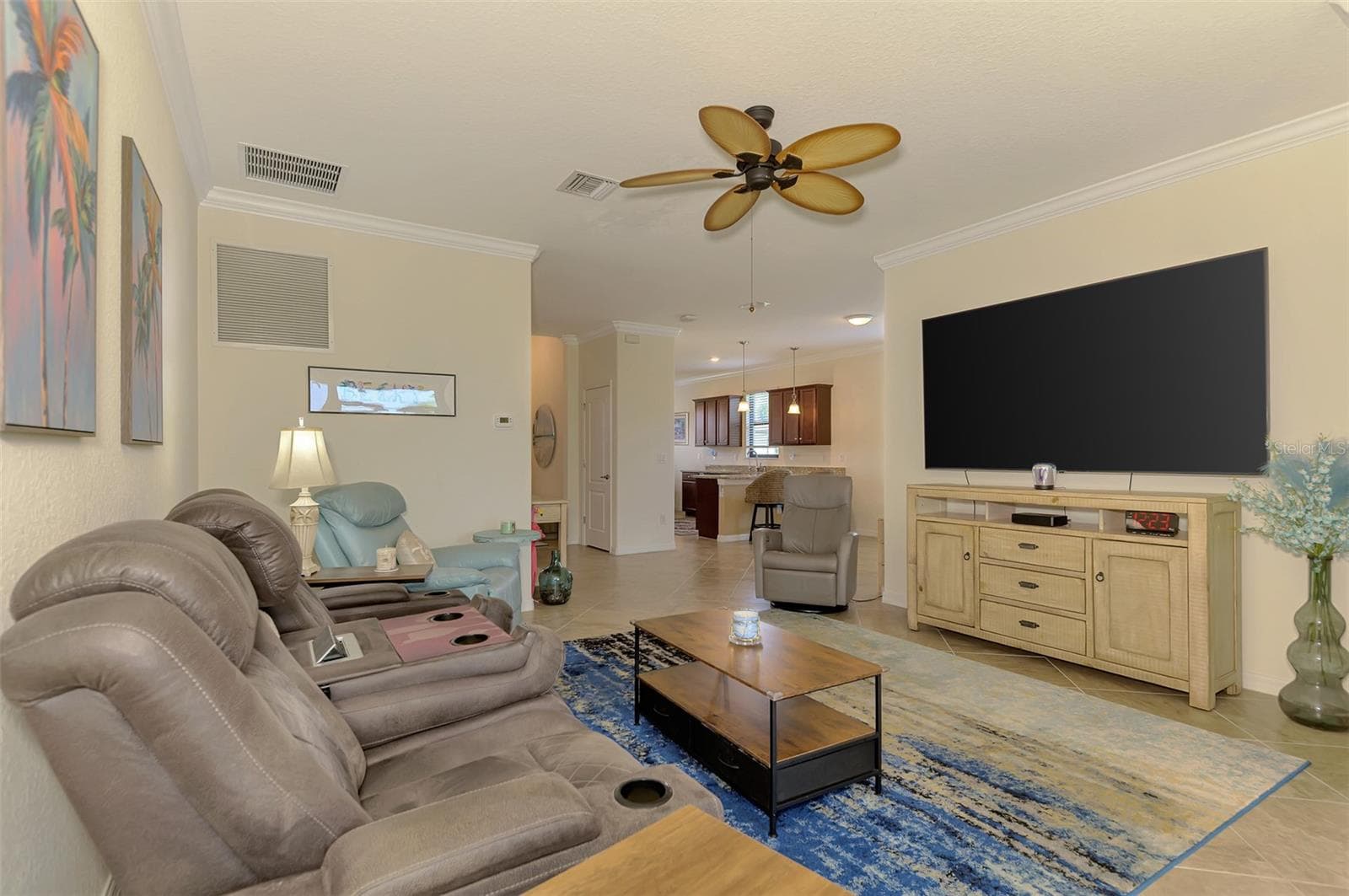 Single Family Residence at 9845 HILLTOP DR, VENICE, photo 24 of 91