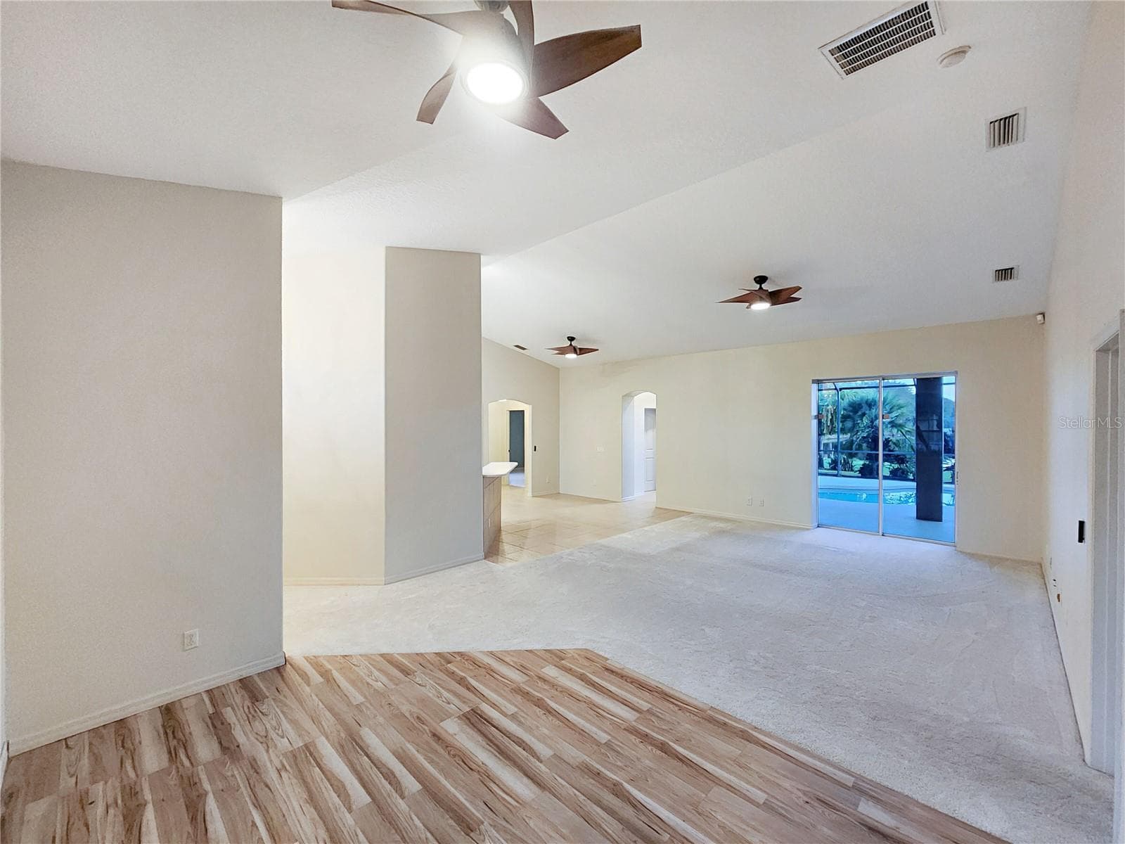 Front entrance/living room - 6223 90TH AVENUE CIR E, PARRISH