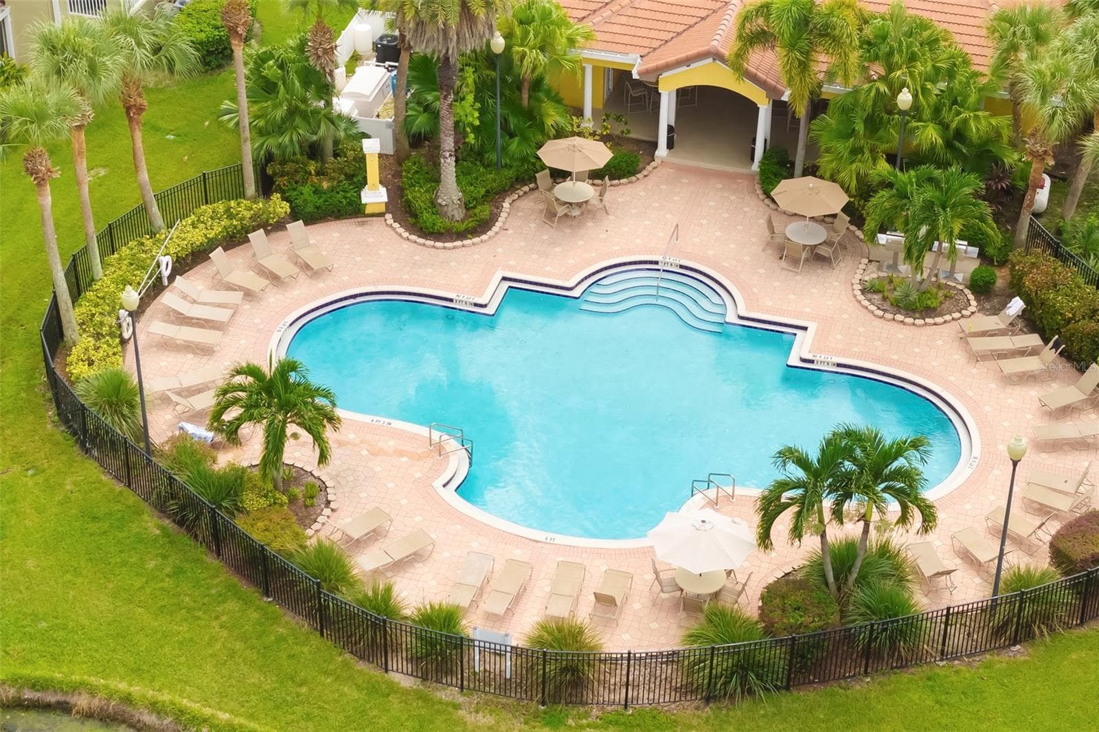 Condominium at 5500 BENTGRASS DR #6-203, SARASOTA, photo 47 of 50