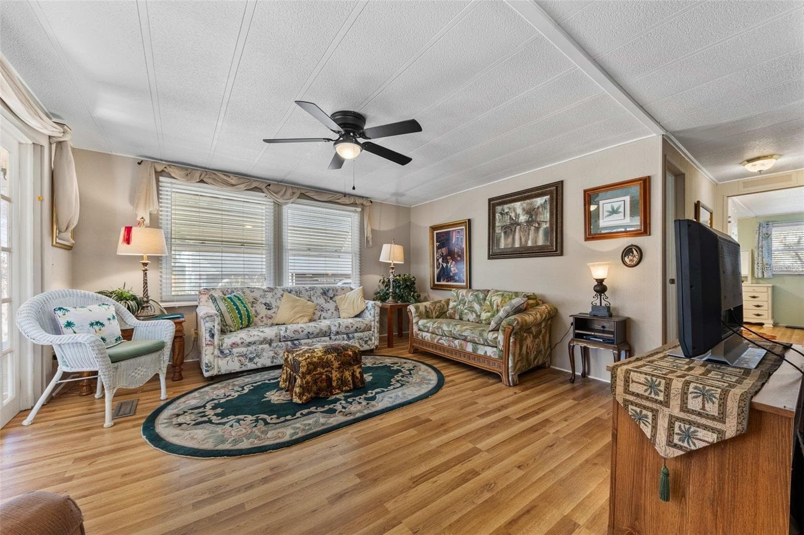 Mobile Home at 201 JACARANDA DR, LEESBURG, photo 5 of 27