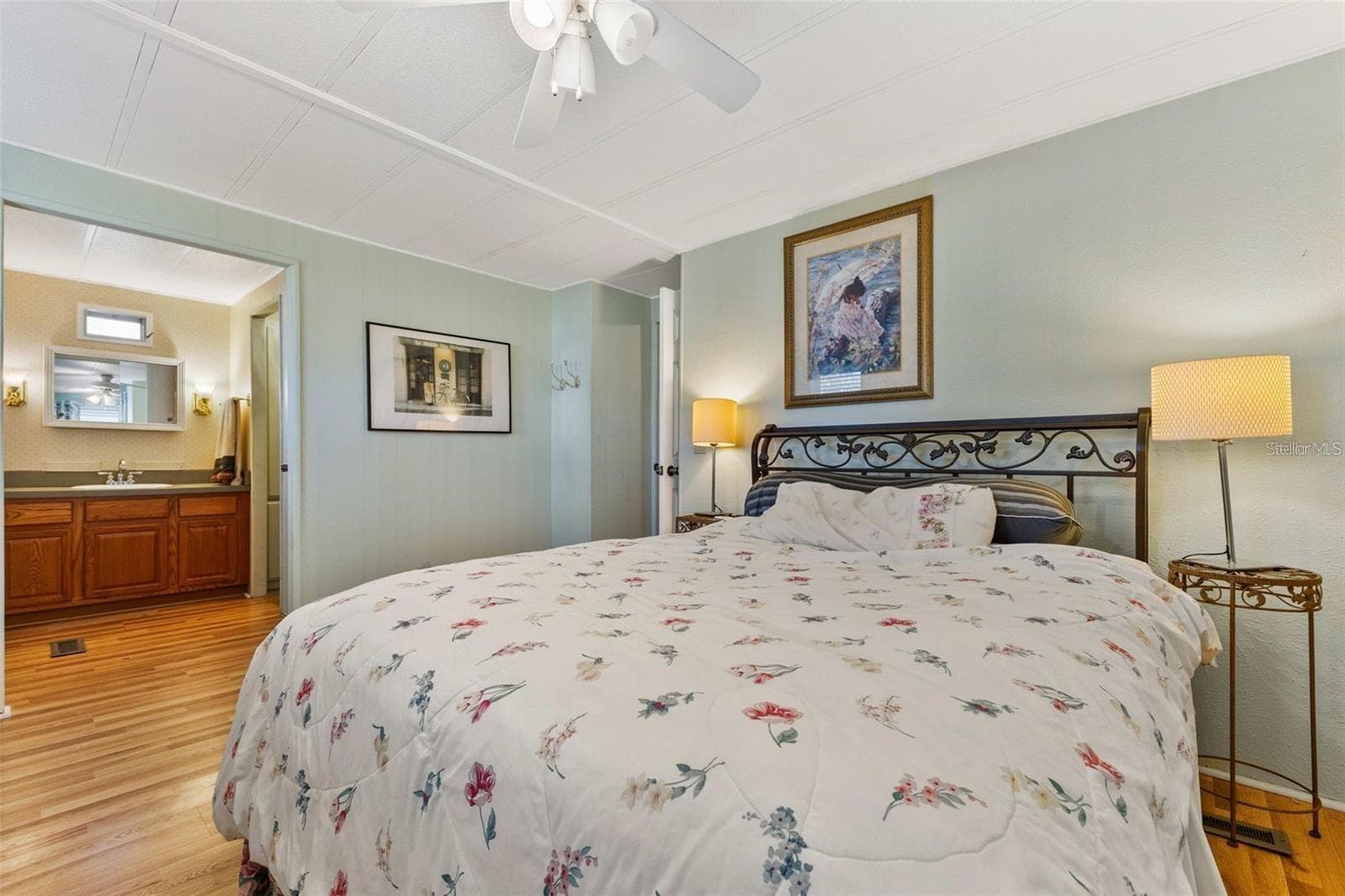 Mobile Home at 201 JACARANDA DR, LEESBURG, photo 16 of 27