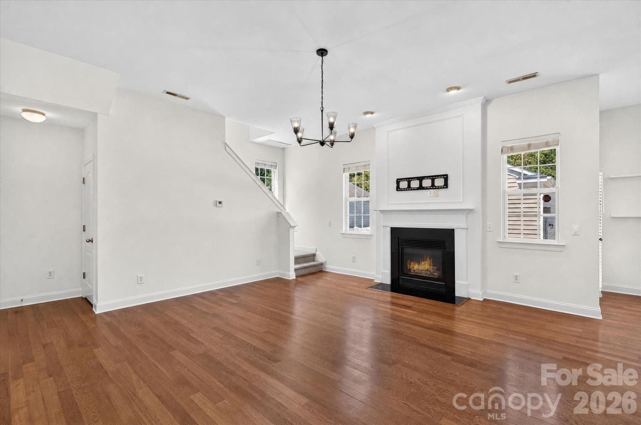 Single Family Residence at 10431 Alvarado Way, Charlotte, photo 15 of 48