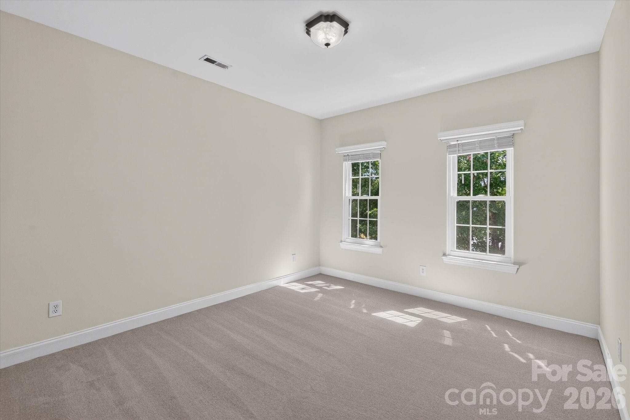 Secondary bedroom - 10431 Alvarado Way, Charlotte
