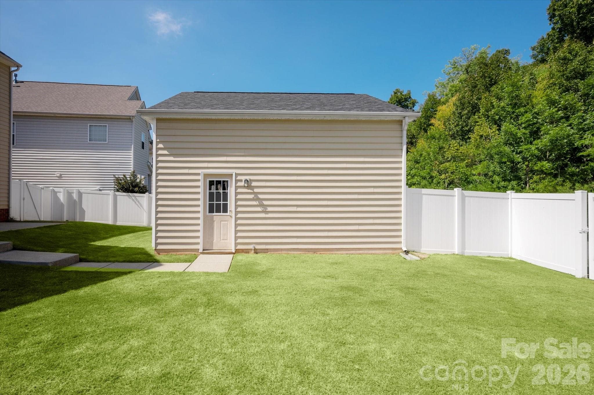 Single Family Residence at 10431 Alvarado Way, Charlotte, photo 39 of 48