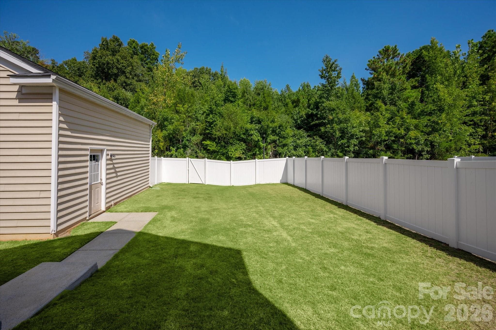 Single Family Residence at 10431 Alvarado Way, Charlotte, photo 44 of 48