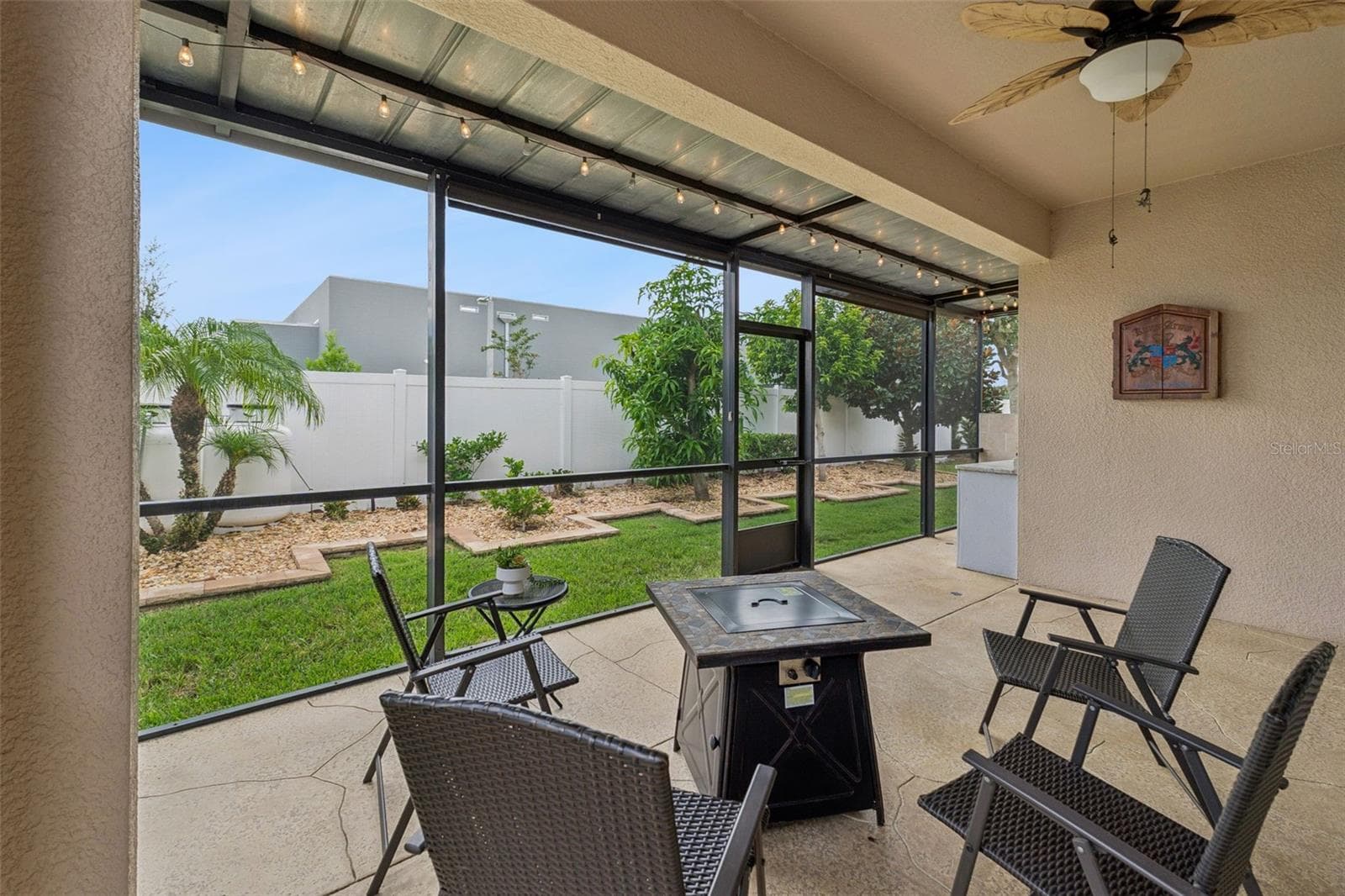 Retractable Solar Screens - 3541 RALEIGH DR, WINTER HAVEN
