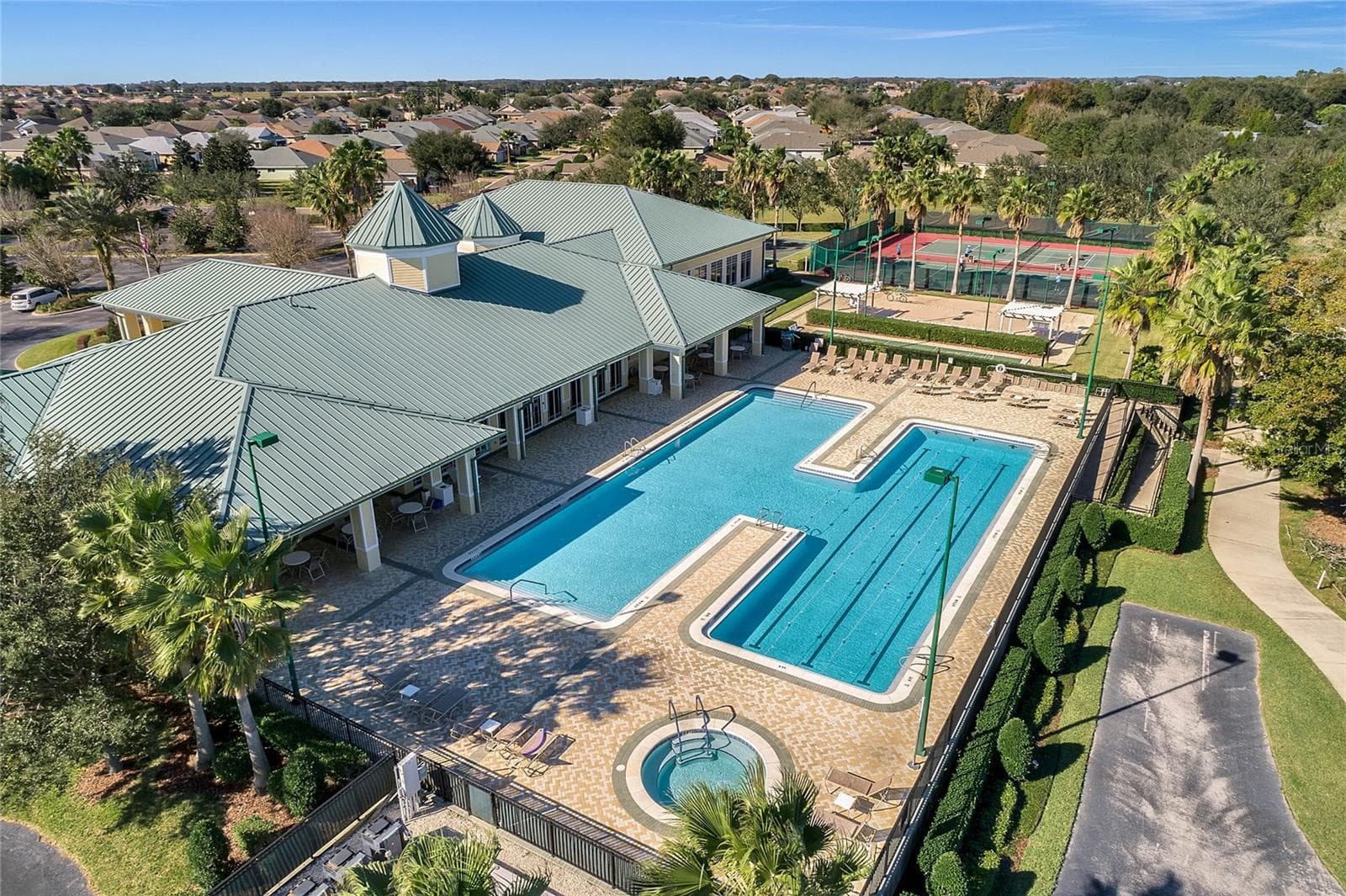 19,000 Sq Ft Lakefront Clubhouse - 3541 RALEIGH DR, WINTER HAVEN
