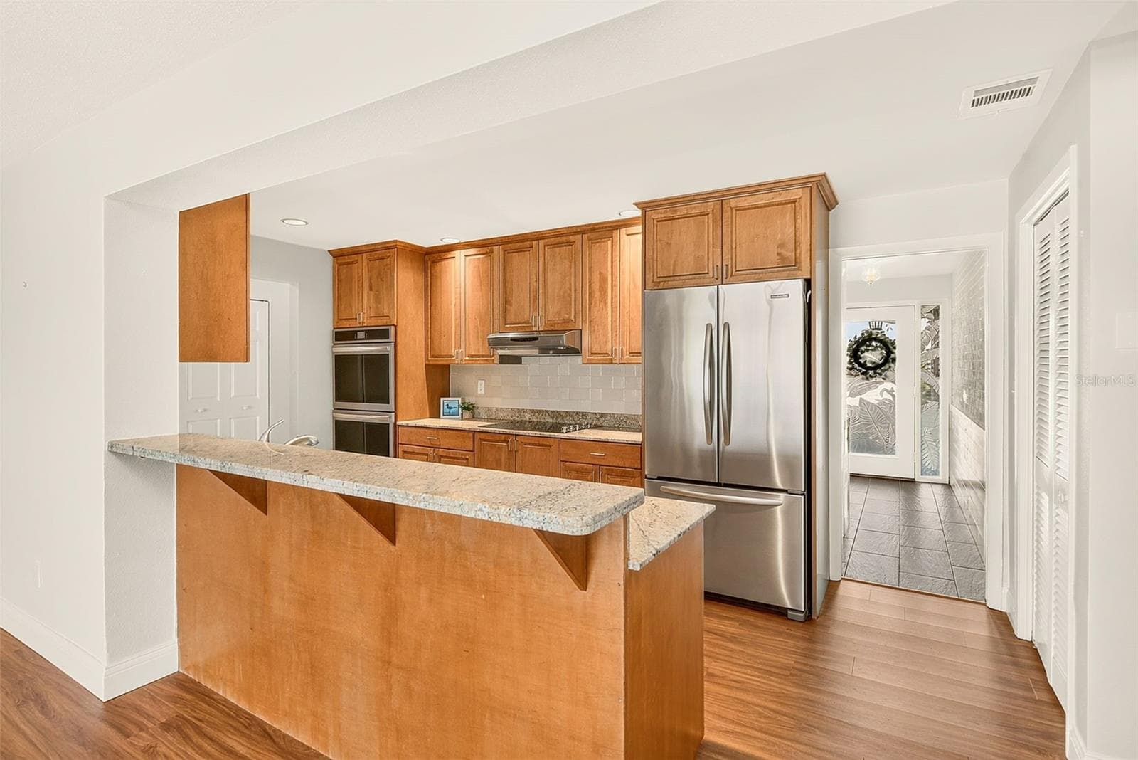 Single Family Residence at 513 HARBOR DR N, INDIAN ROCKS BEACH, photo 8 of 48
