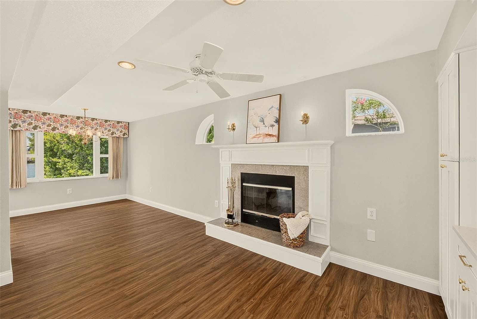 Single Family Residence at 513 HARBOR DR N, INDIAN ROCKS BEACH, photo 16 of 48
