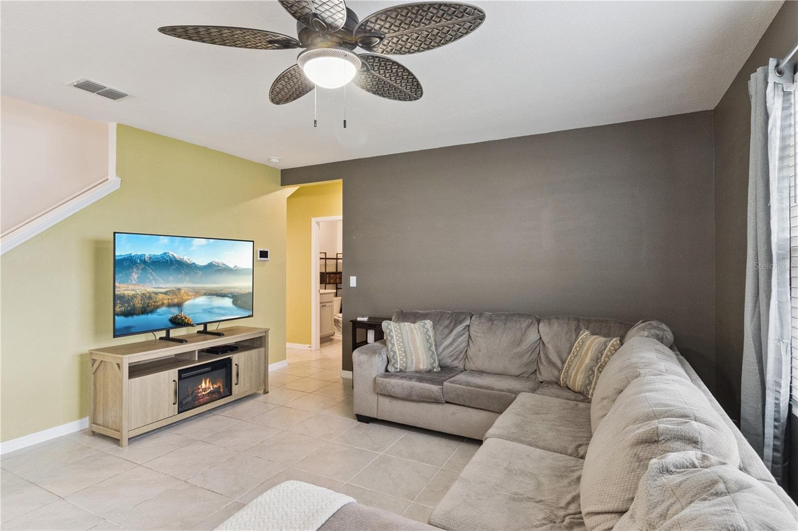 Single Family Residence at 4009 GREY HERON LOOP, BARTOW, photo 9 of 53