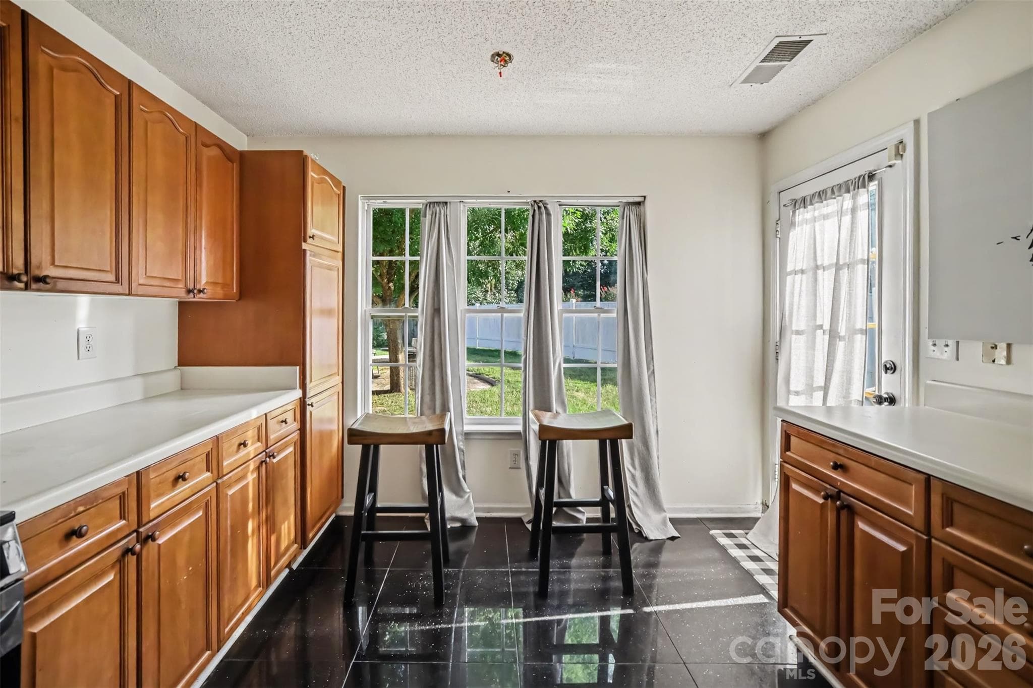 Single Family Residence at 15725 Southern Garden Lane, Charlotte, photo 16 of 32