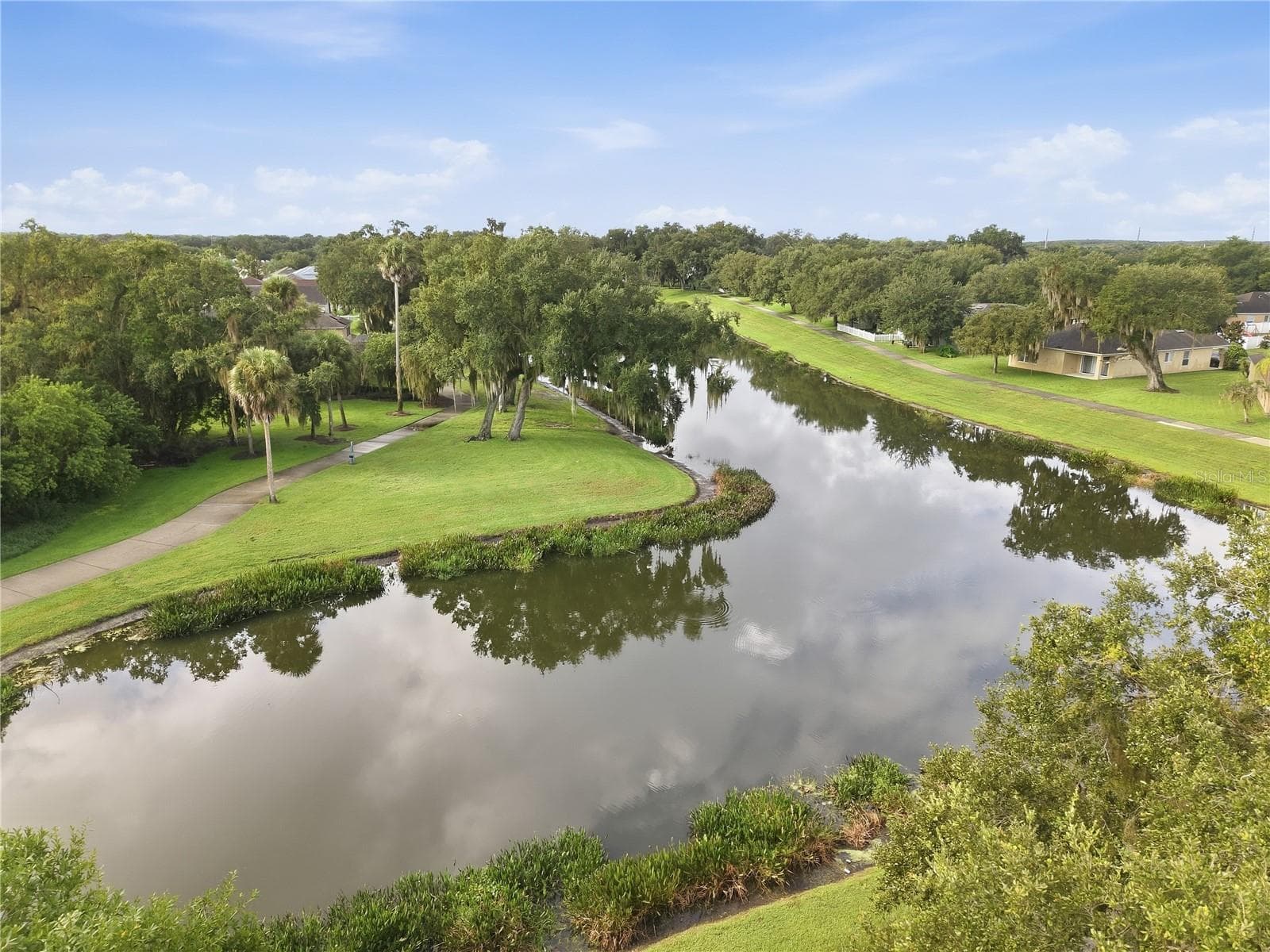 Pond - 1954 WILLOW WOOD DR, KISSIMMEE