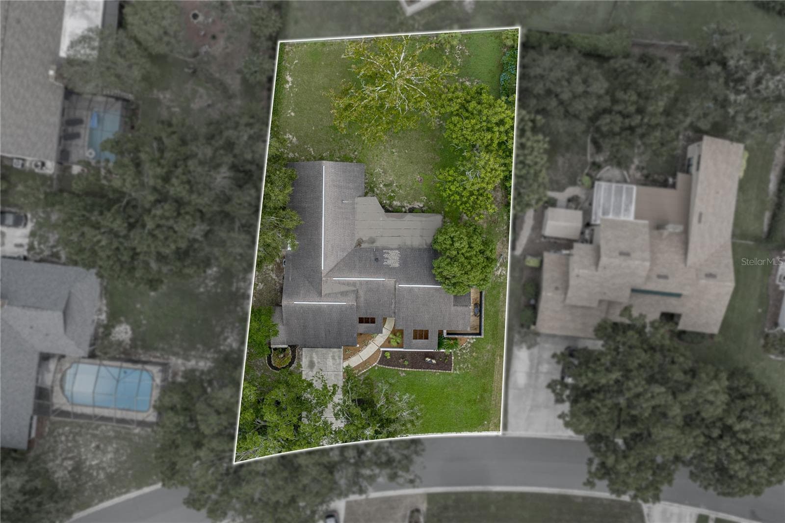 Single Family Residence at 6745 ENGLELAKE DR, LAKELAND, photo 2 of 48