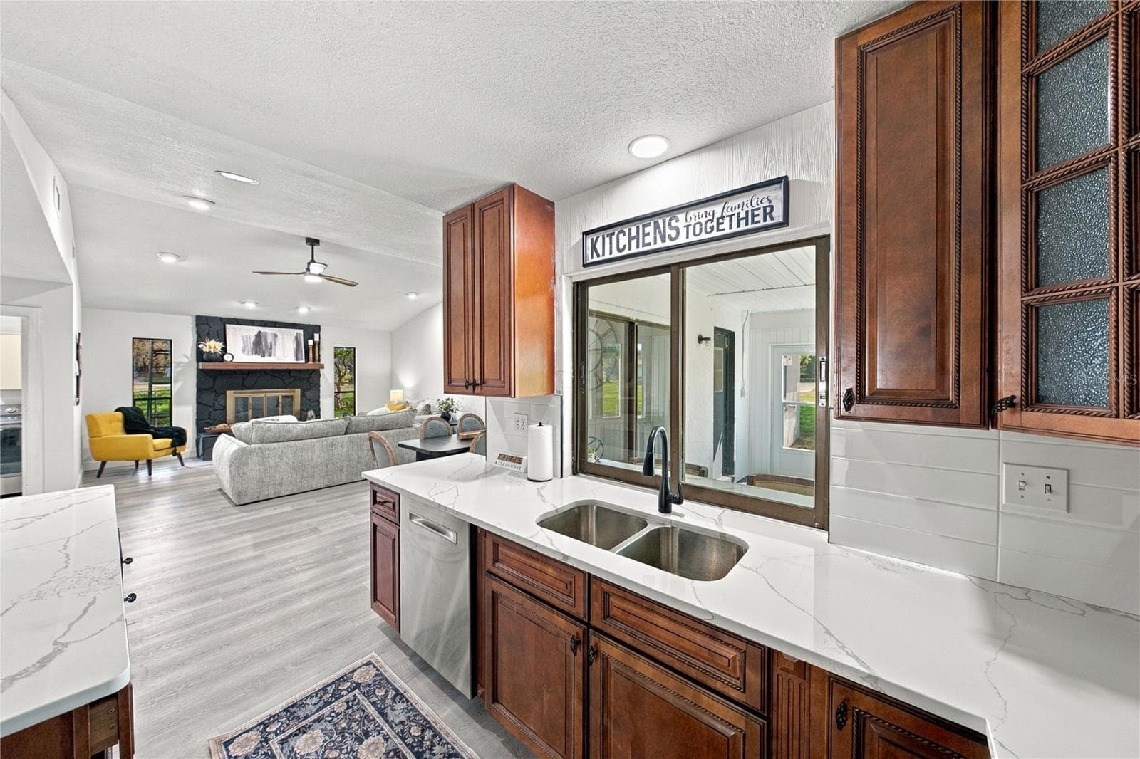 Single Family Residence at 6745 ENGLELAKE DR, LAKELAND, photo 8 of 48