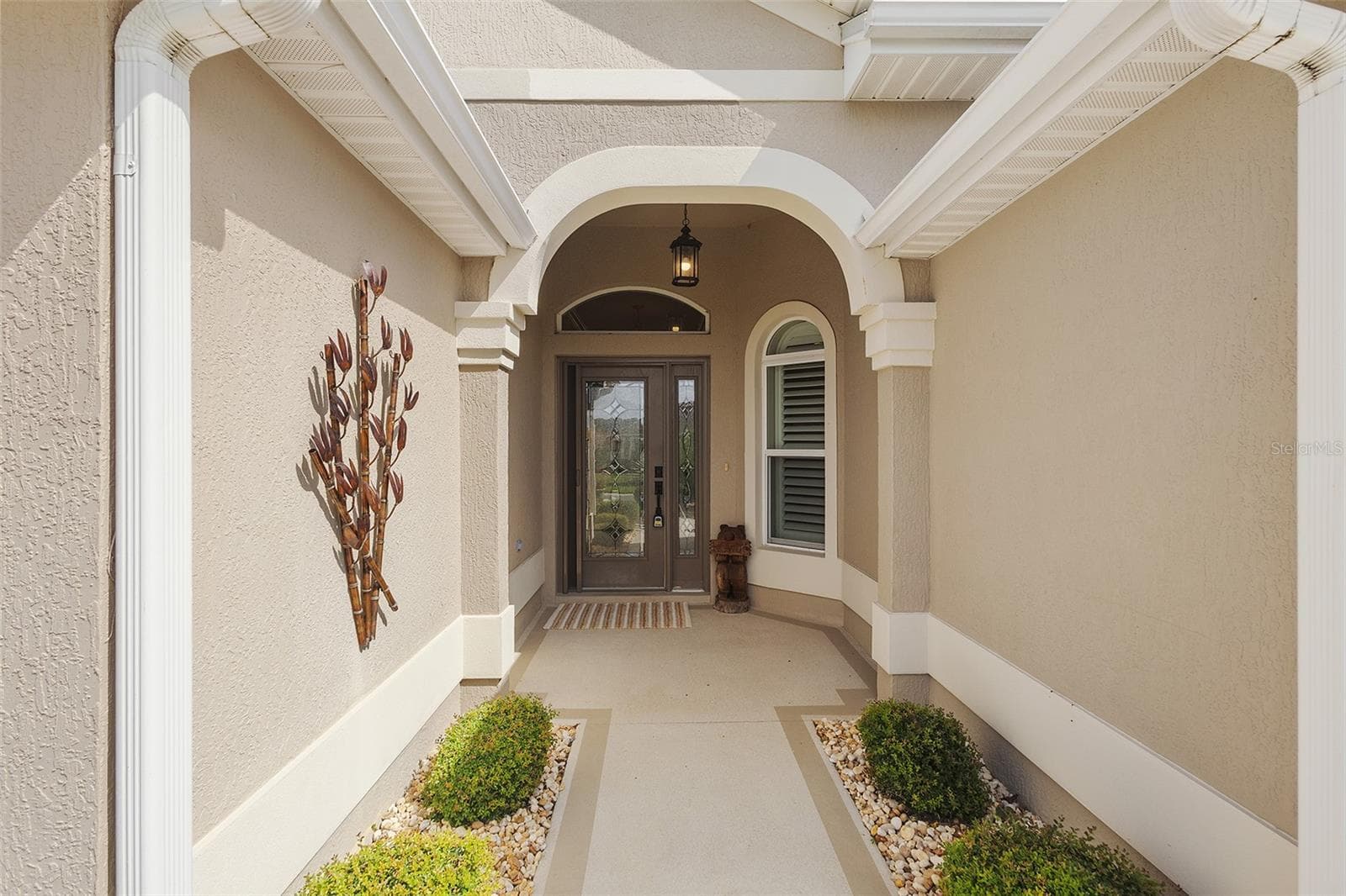 front entry - 1757 PENNECAMP DR, THE VILLAGES
