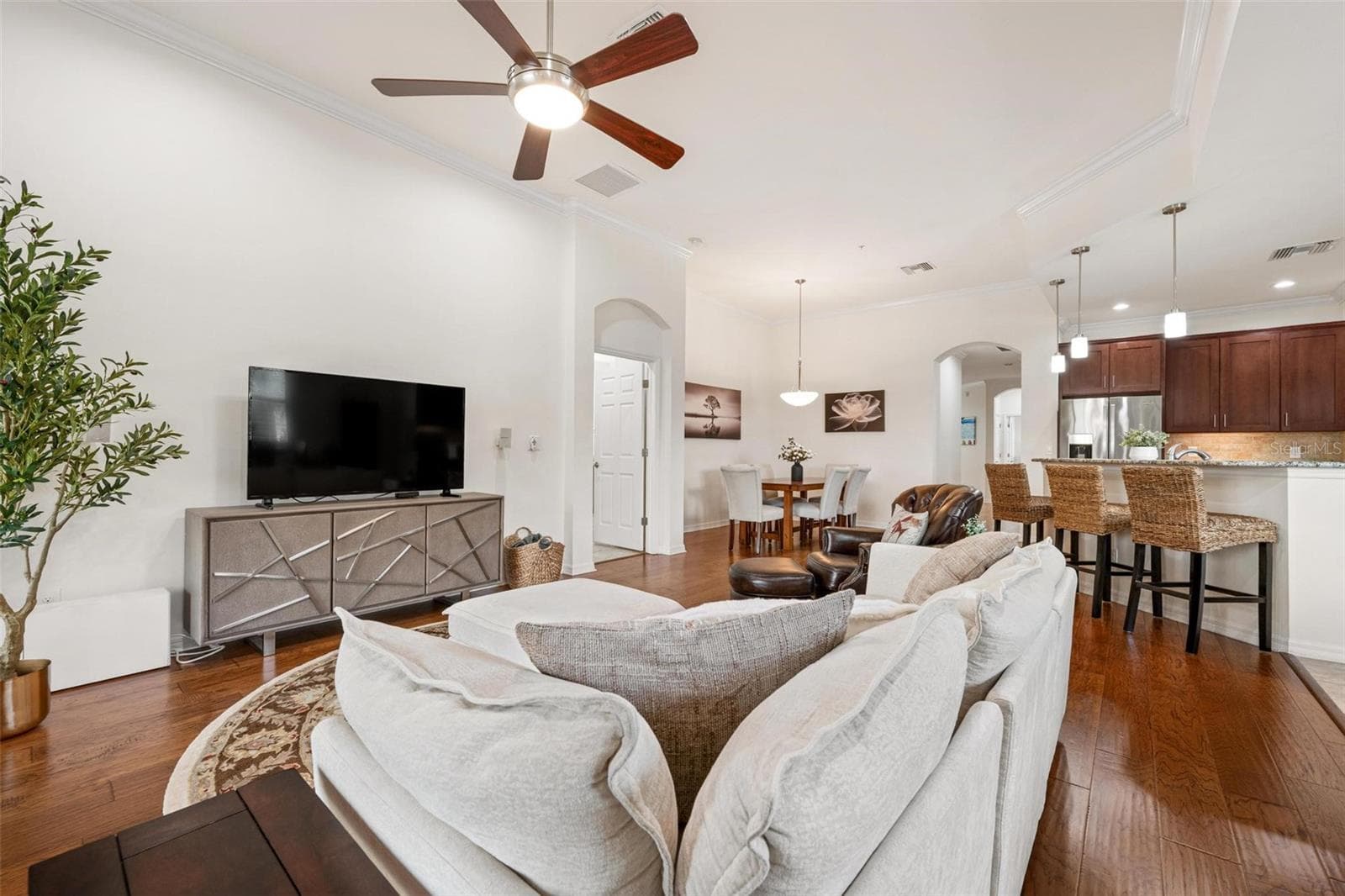 Condominium at 137 BELLA VISTA TER #33C, NOKOMIS, photo 12 of 54
