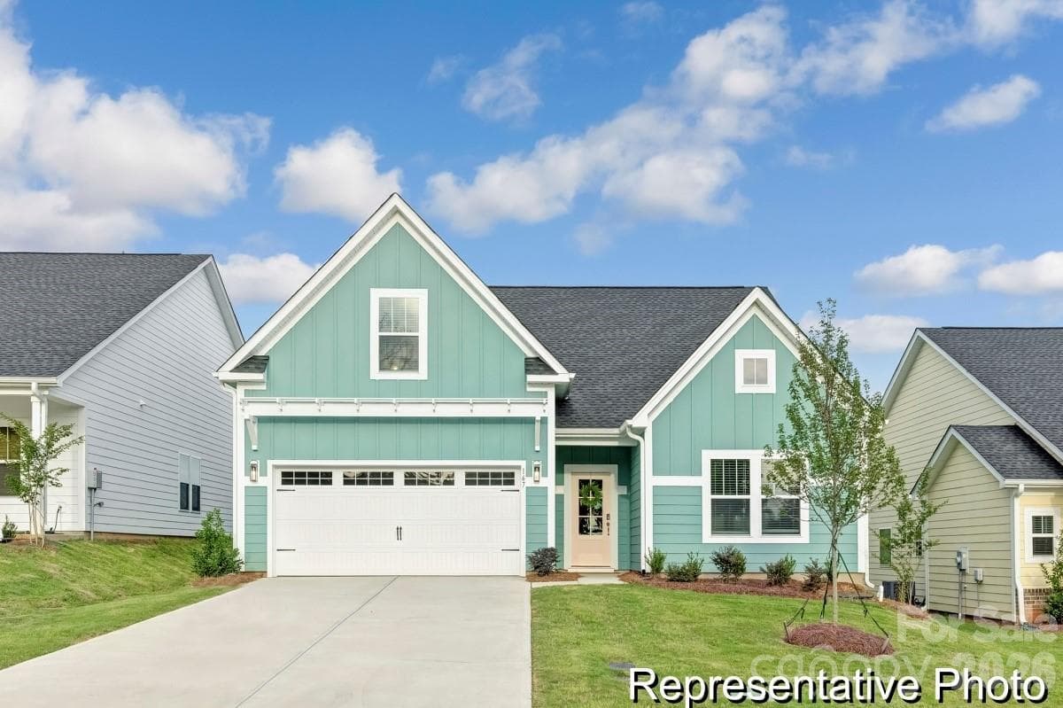 2323 Woodhurst Lane