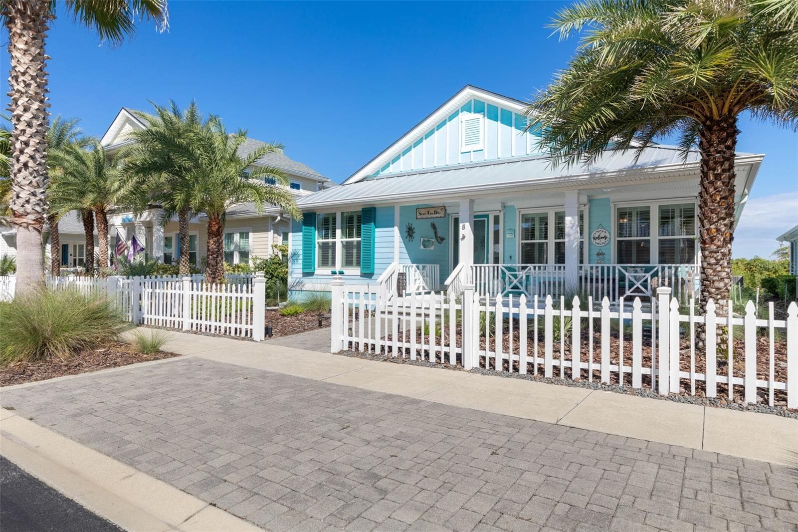 Single Family Residence at 8 HIDDEN TREASURE DR, PALM COAST, photo 2 of 93