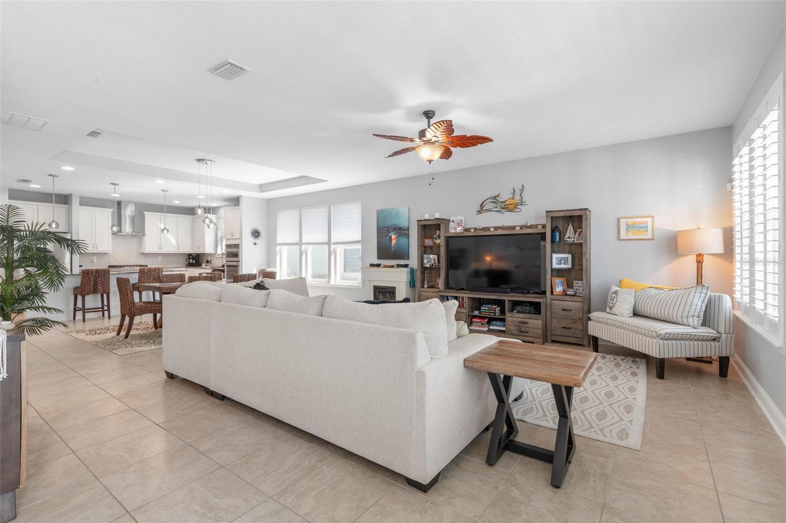 Single Family Residence at 8 HIDDEN TREASURE DR, PALM COAST, photo 10 of 93