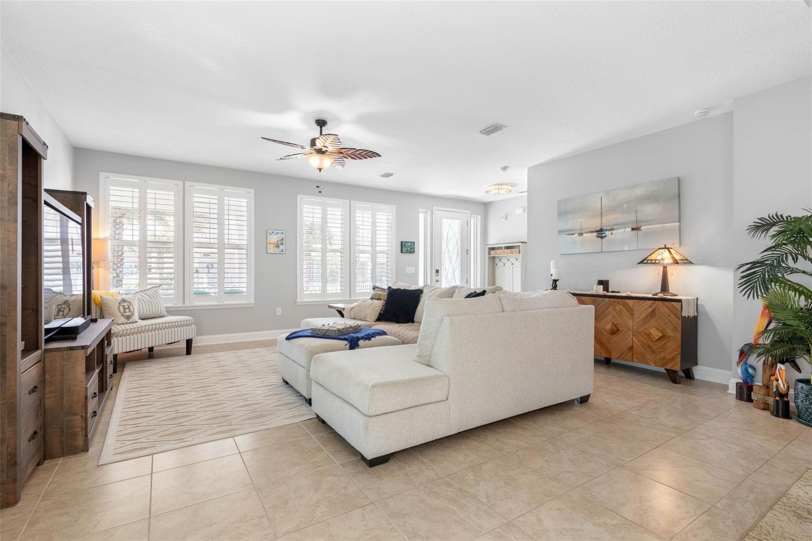 Single Family Residence at 8 HIDDEN TREASURE DR, PALM COAST, photo 13 of 93