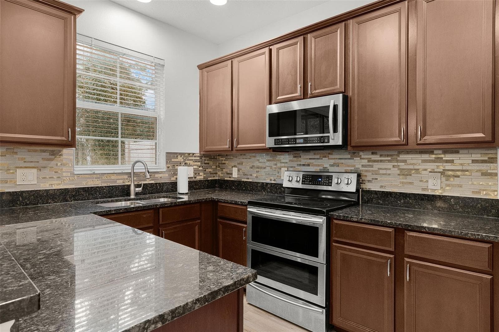 Townhouse at 2625 SWEET MAGNOLIA PL, OVIEDO, photo 10 of 34