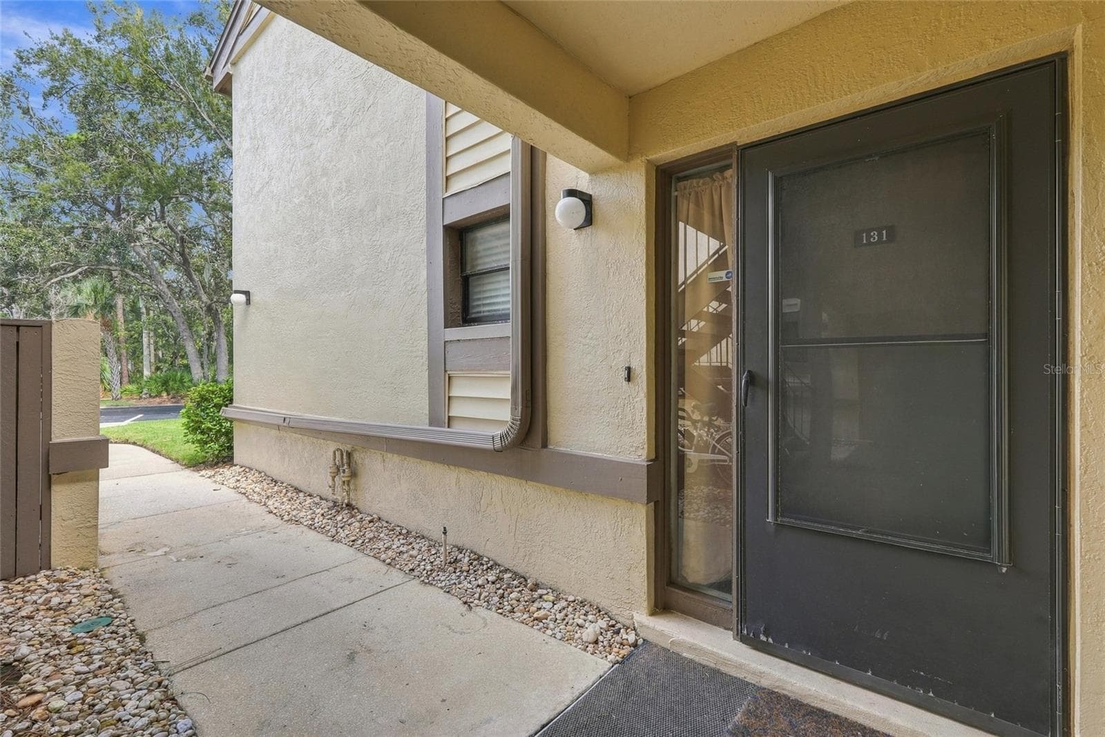 Entryway on 1st Floor - 131 WOODLAKE WYNDE, OLDSMAR