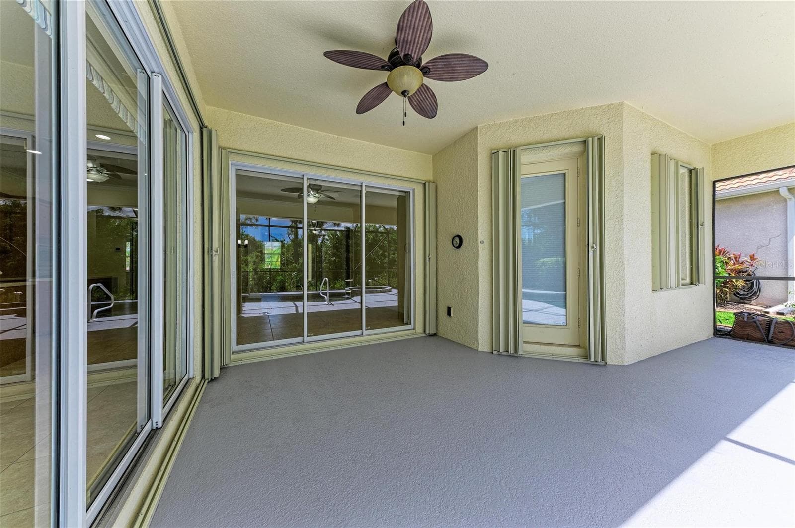 Single Family Residence at 11794 GRANITE WOODS LOOP, VENICE, photo 60 of 100