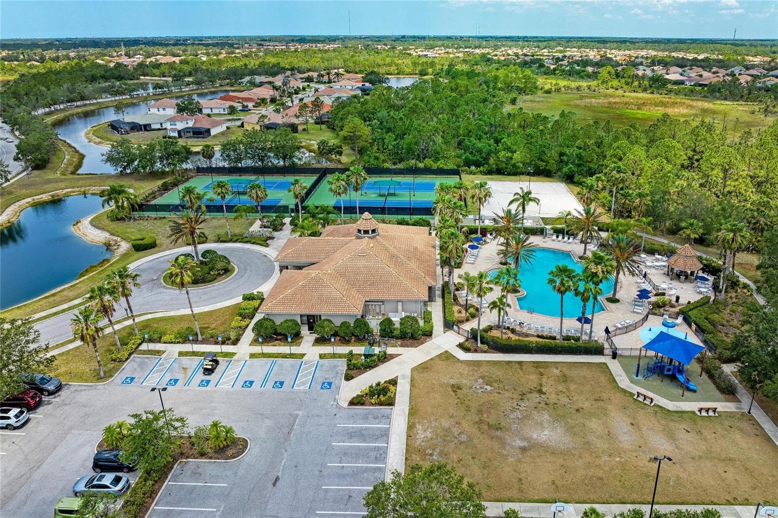 Single Family Residence at 11794 GRANITE WOODS LOOP, VENICE, photo 93 of 100