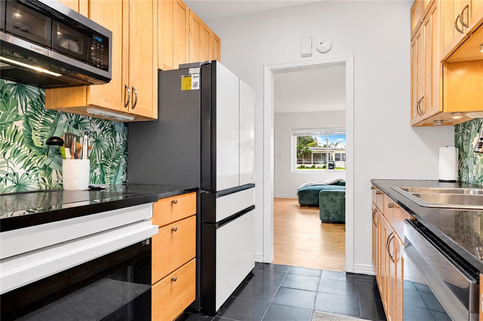 Single Family Residence at 2917 PICKFAIR ST, ORLANDO, photo 11 of 26