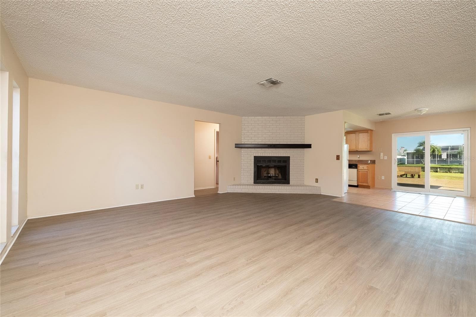 Large Living Room - 6355 102ND TER N, PINELLAS PARK