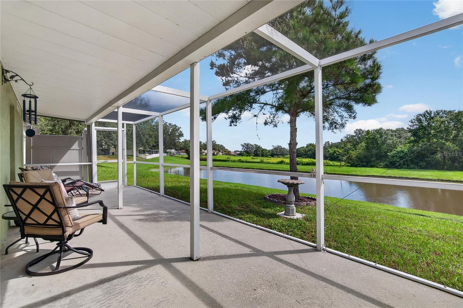 Single Family Residence at 6634 SUMMER HAVEN DR, RIVERVIEW, photo 7 of 30