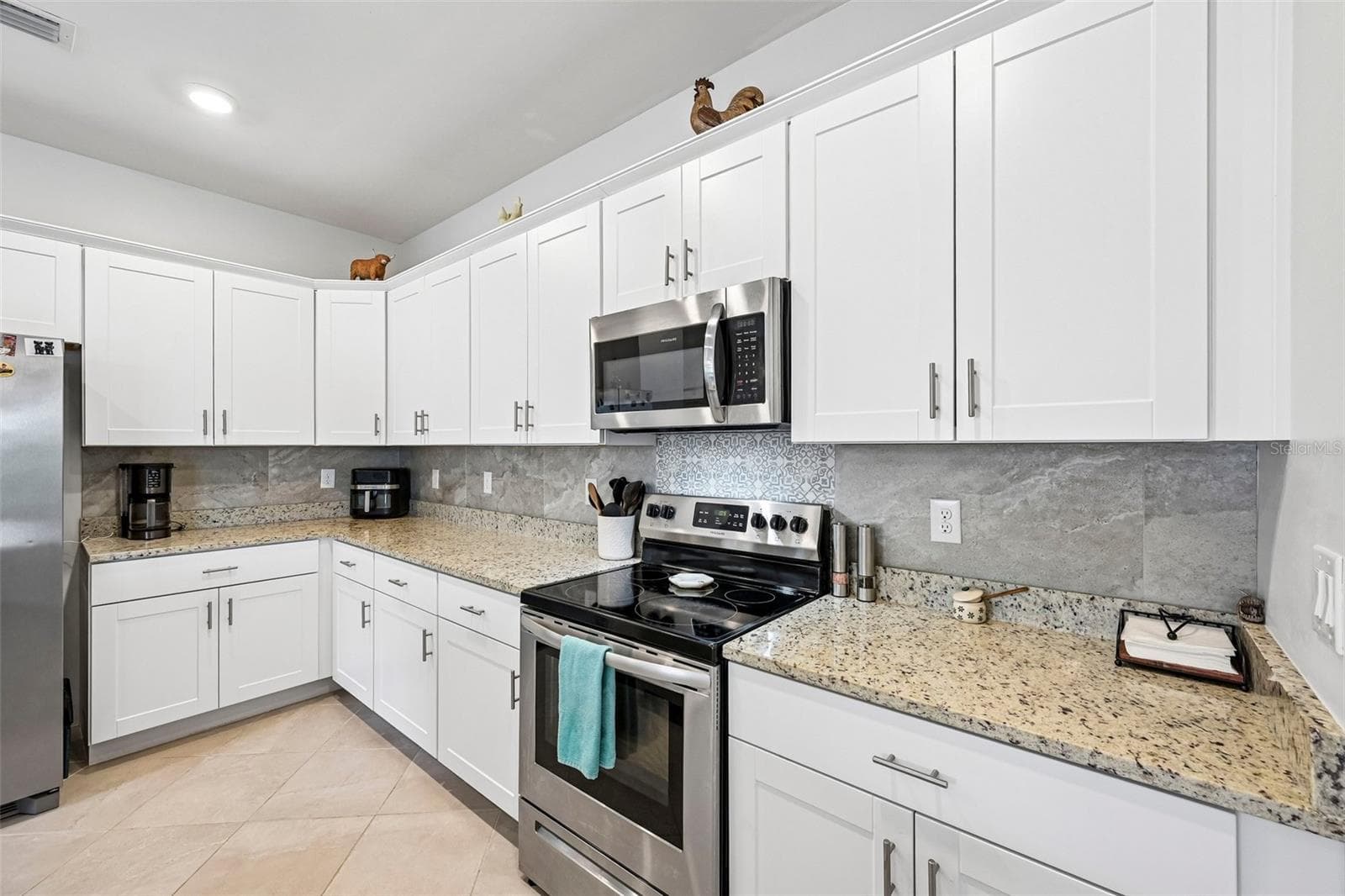 Single Family Residence at 1777 SADDLEWOOD CIR, PORT CHARLOTTE, photo 12 of 36