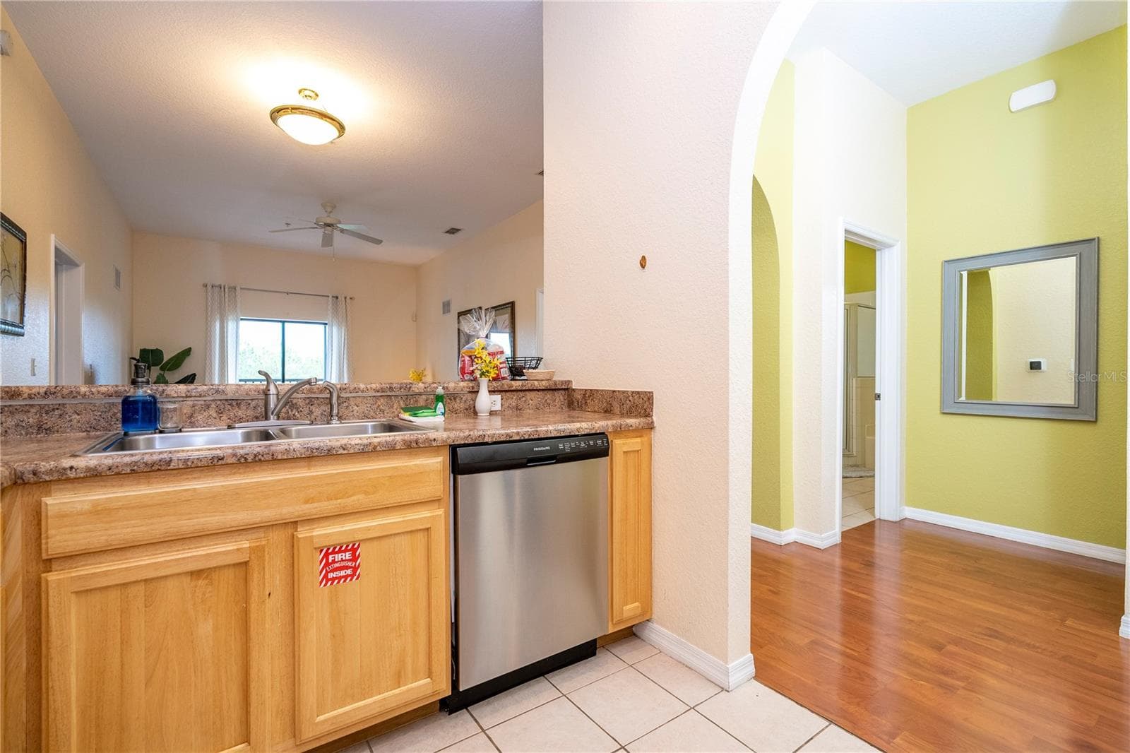 Condominium at 9051 TREASURE TROVE LN #505, KISSIMMEE, photo 13 of 77