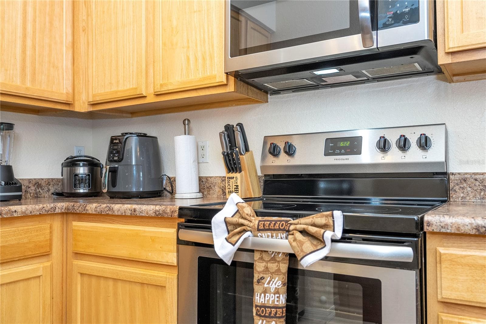 Condominium at 9051 TREASURE TROVE LN #505, KISSIMMEE, photo 15 of 77